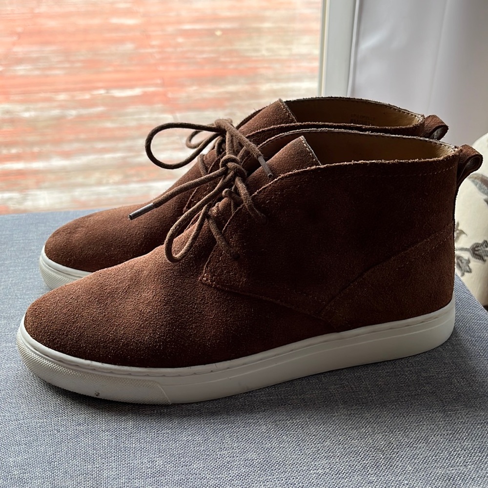 Lucky Brand Chukka shoes